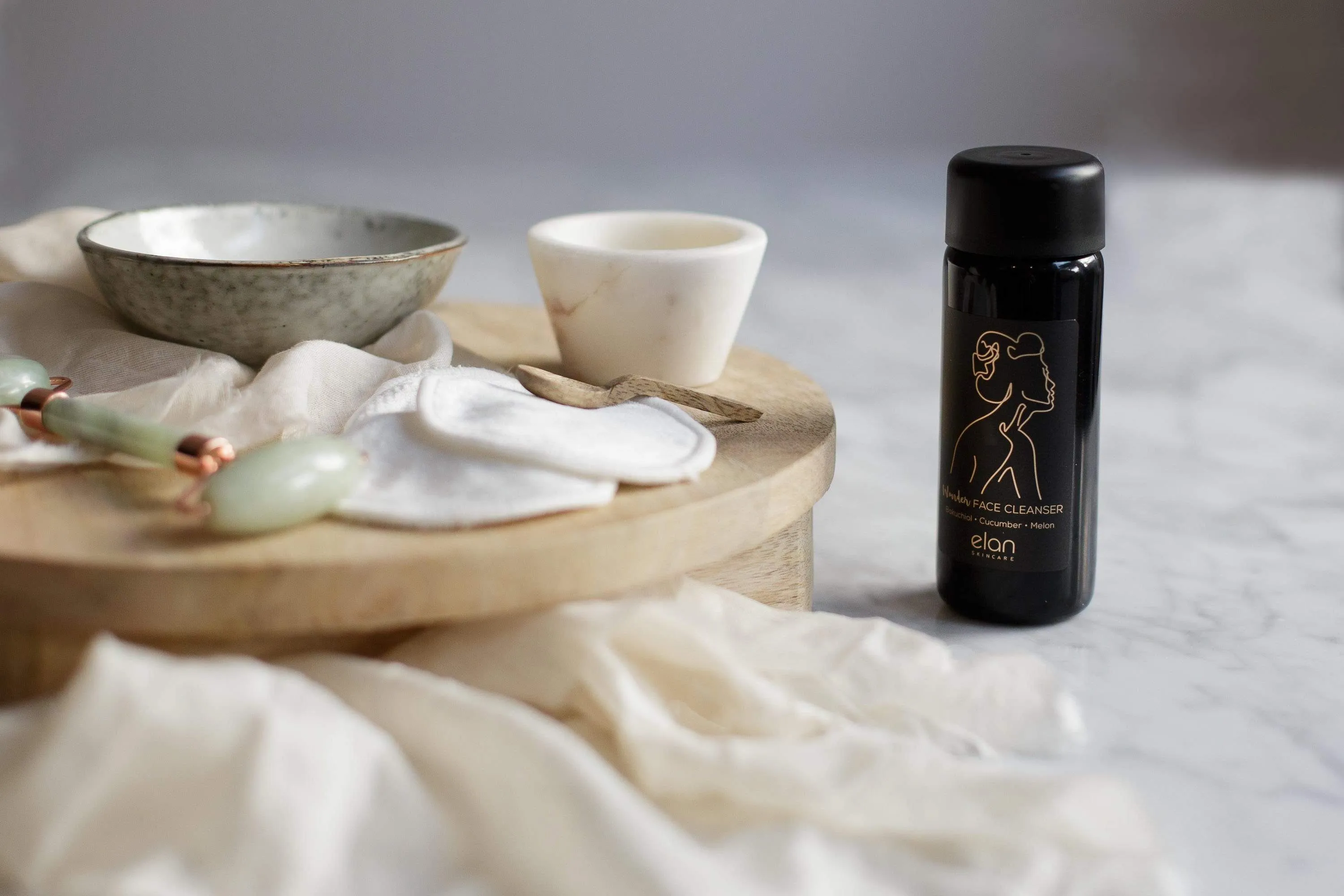 Wonder | Vegan Face Cleanser & Gentle Make-up Remover 50-100ml | Sensitive Skin